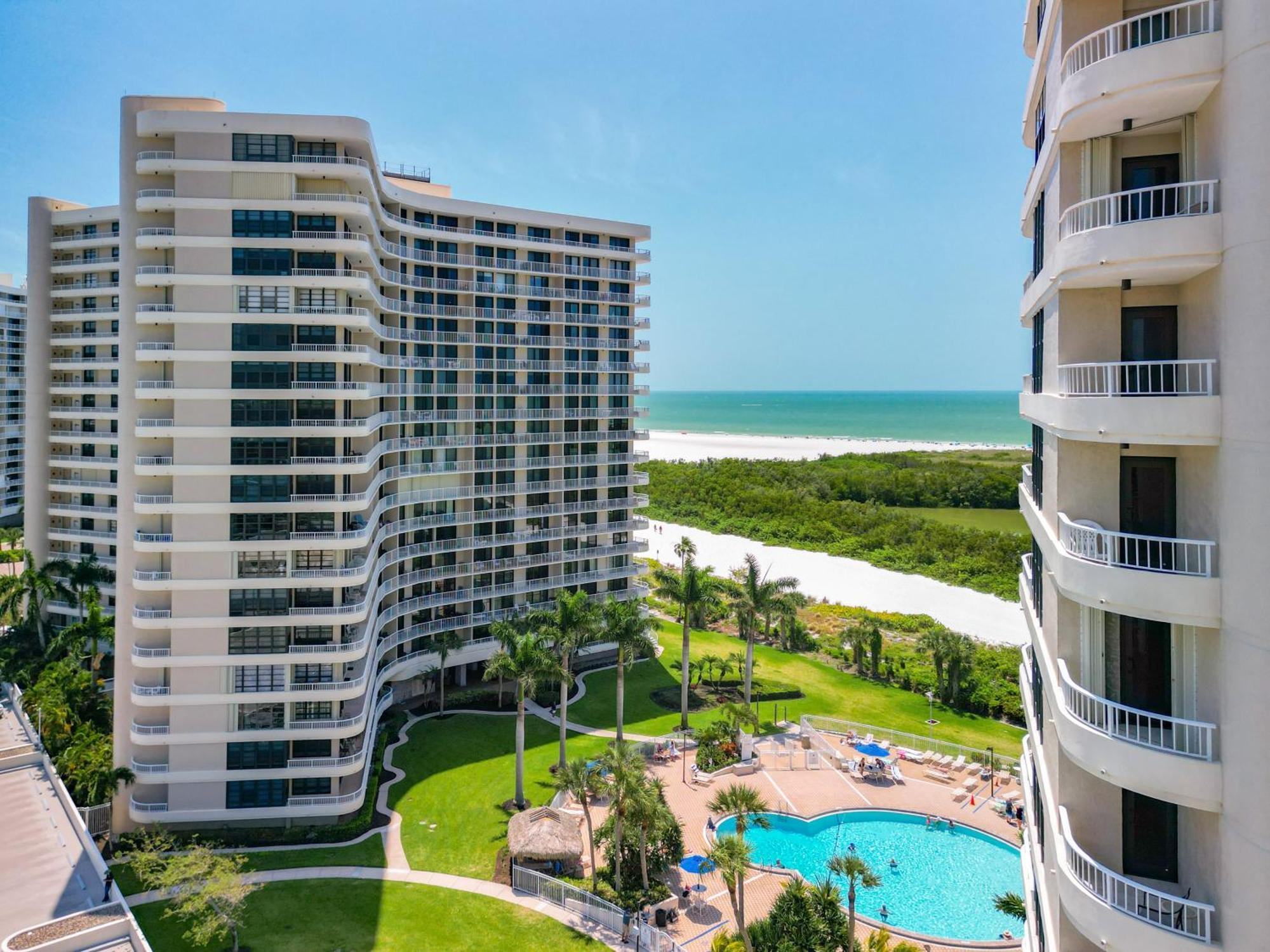 Beach Front Condo In Paradise Marco Island Eksteriør billede