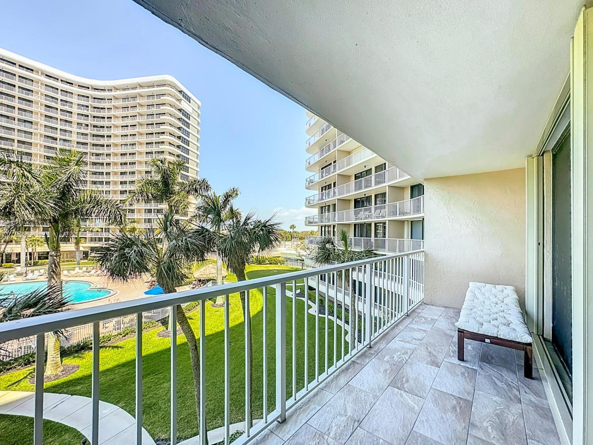 Beach Front Condo In Paradise Marco Island Eksteriør billede
